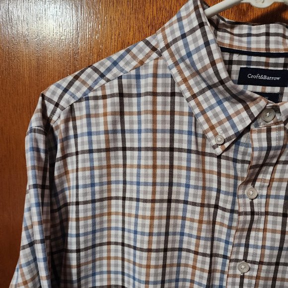 Men's XL Croft & Barrow White/Blue/Black/Tan Long Sleeve Button Down Shirt - Picture 3 of 11